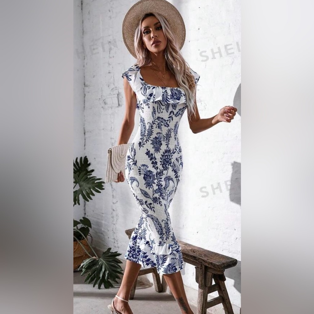 SHEIN Frenchy Floral Print Shirred Square Neck Ruffle Trim Bodycon Dress